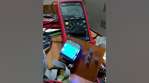 Voltmeter using mcp3202 with AVR