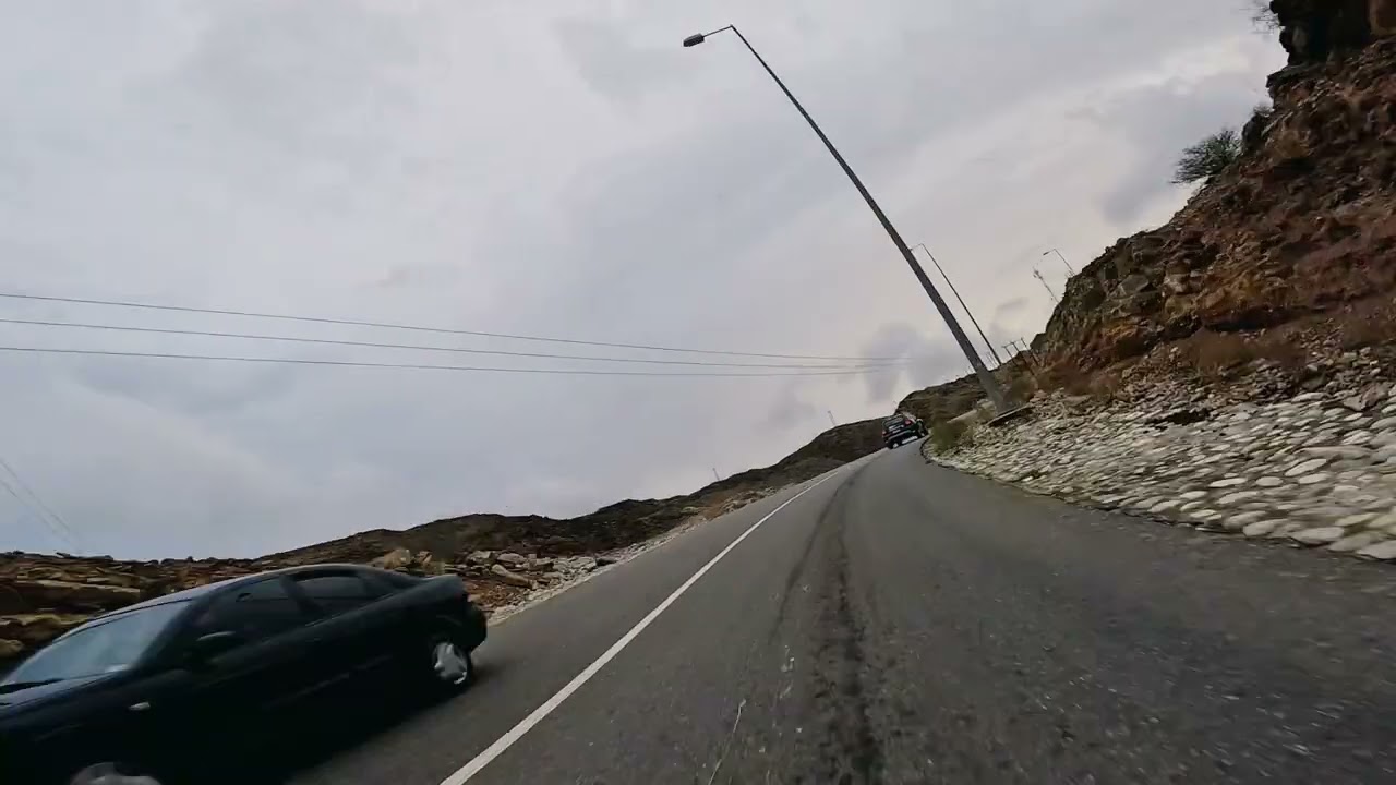 طريق بندر الخيران السيفة من الاماكن الجميلة للرايد لاصحاب الدراجات النارية.