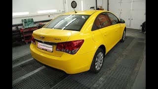 Желтый цвет автомобиля для работы такси в Москве.