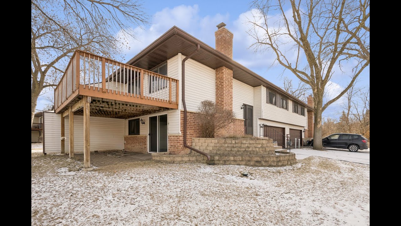 10748 Cavell Road Bloomington, MN | ColdwellBankerHomes.com