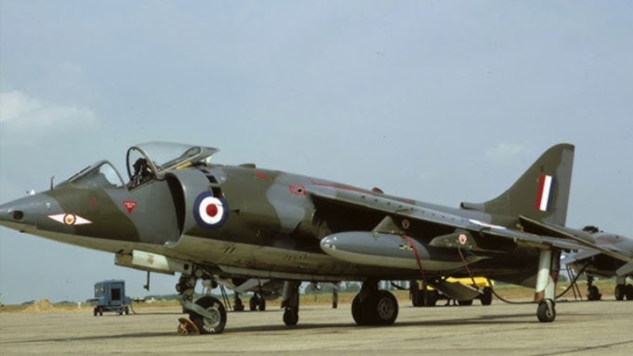 Every Country Tried to Build a Jump Jet. Only Britain Succeeded.