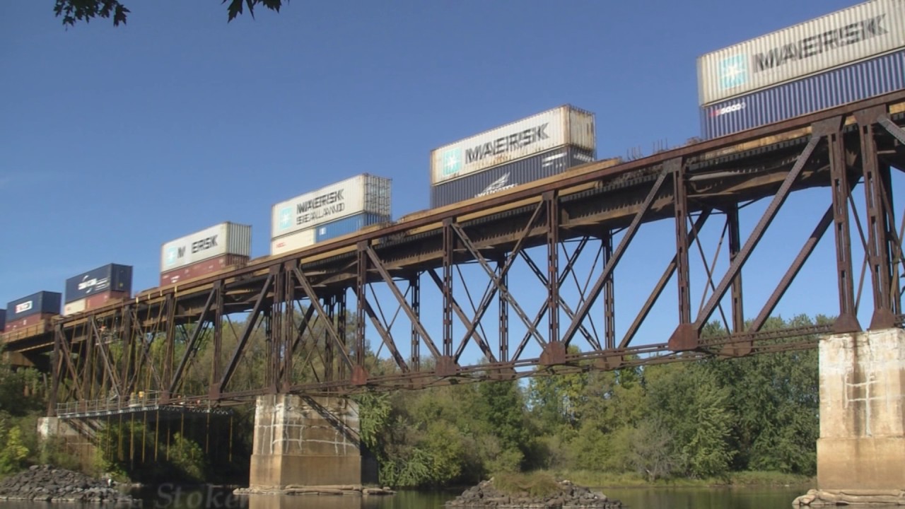 Canadian National over the Flambeu River, Ladysmith Wi. YouTube