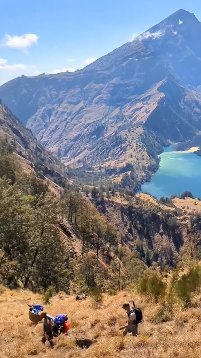 Taman Nasional Gunung Rinjani #lombok #travel #drone #mountains #geoparkindonesia #tracking