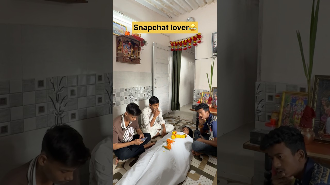 Snapchat lover 😂 #shorts #comedyshorts #comedyshorts #snapchat #snap #bestfriend #exploremore