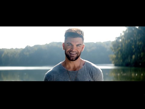 Dylan Scott