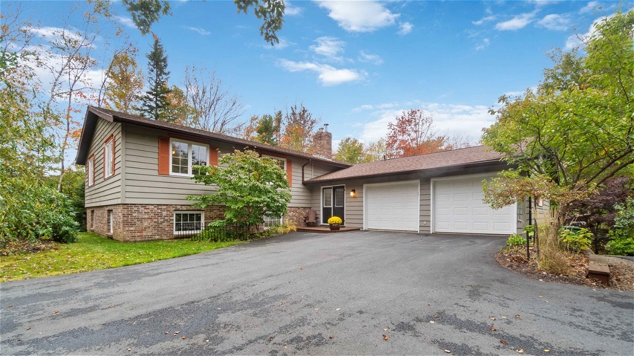 84 Fletcher Drive, Fall River, NS YouTube