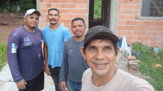 Reunimos os amigos pra aterrar a casa da chácara