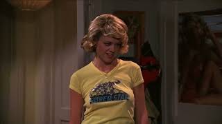 Eric’s surprise birthday party - That 70s show S01E02