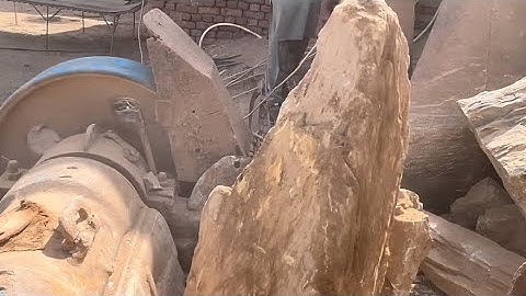 “Real Power of Stone Crusher 💥 Crushing Jammed Rocks | Heavy Hammer Machine in Action “