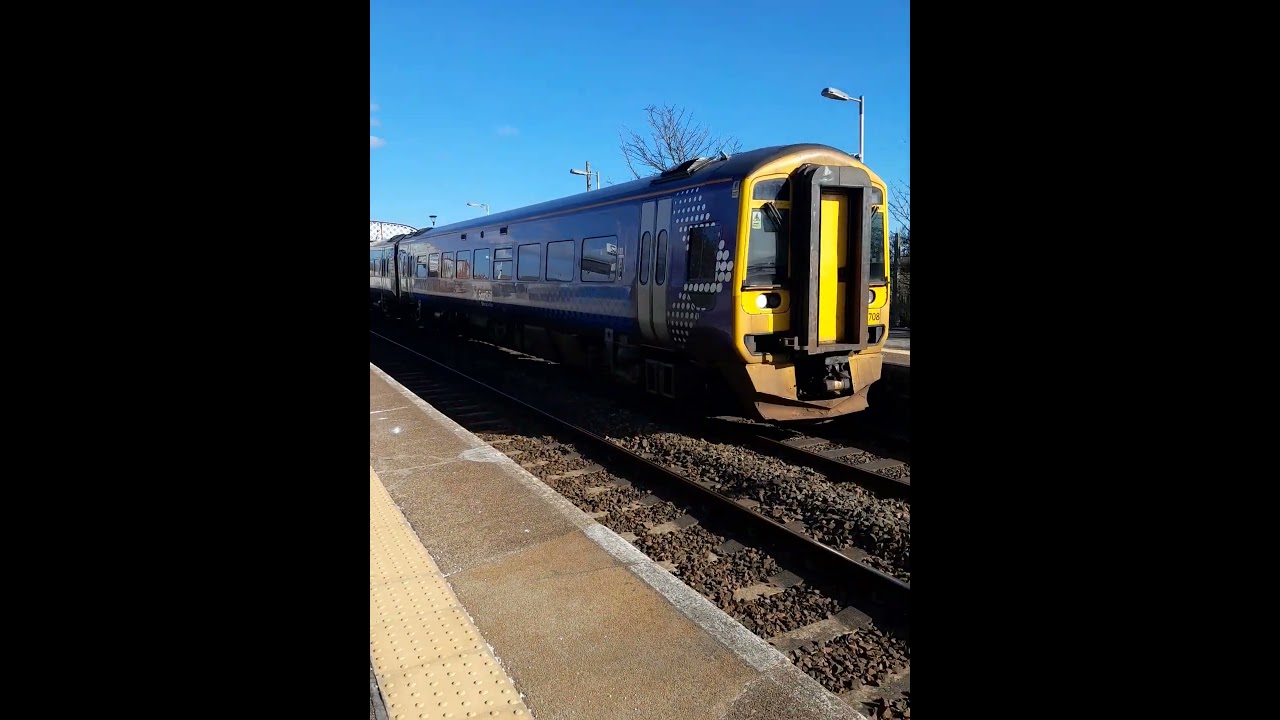Scotrail Class 158708 departing Monifieth operating 2L56 Arbroath station - Dundee.