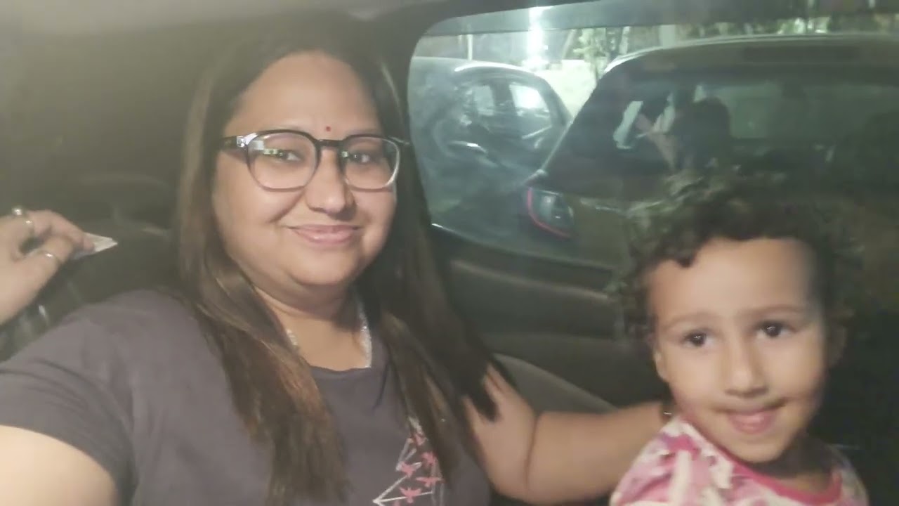 रात के 12:00 बजे कहां निकल गए।