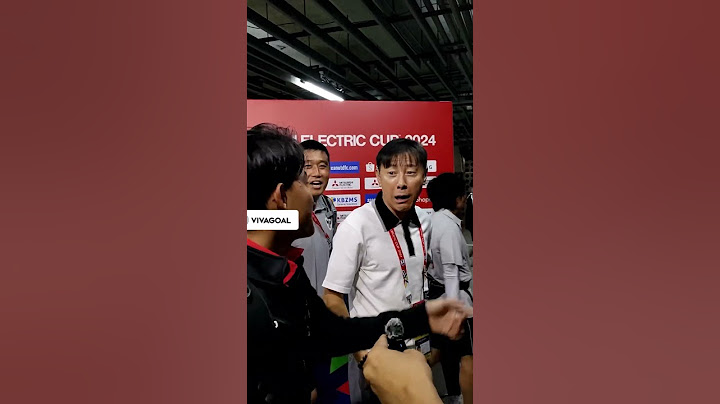 Dijailin Shin Tae Yong dan staf pelatih saat wawancara😂 #timnasindonesia #shintaeyong #vivagoal