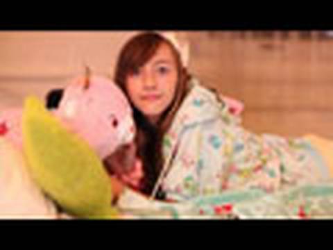 ベッキー・クルーエル 2009.12発売DVD ダイジェスト映像 - YouTube