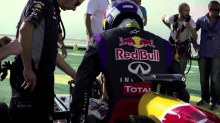 Infiniti Red Bull Racing DRIFT Burj Al Arab Dubai