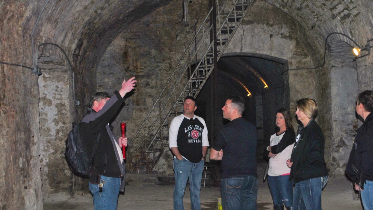 Cincy Brew Bus Underground Tunnel Tour with Brewing Heritage Trail