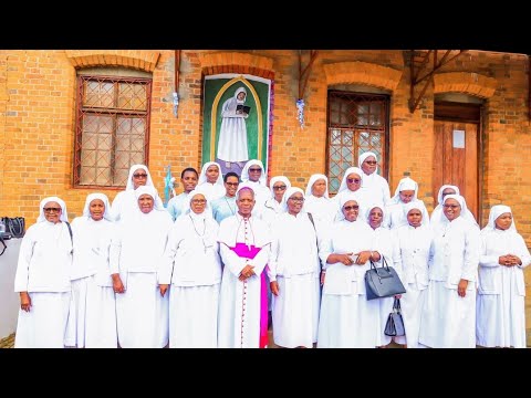 𝑵𝒀𝑰𝑹𝑰𝑩𝑨𝑴𝑩𝑬 𝑵𝑫𝑨𝑱𝑬 𝑼𝑵𝒀𝑨𝑲𝑰𝑹𝑬 Composed By Damien NTIBARINGANIRA 