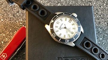 Unboxing A Cool Russian Dive Watch Vostok Amphibian SE020