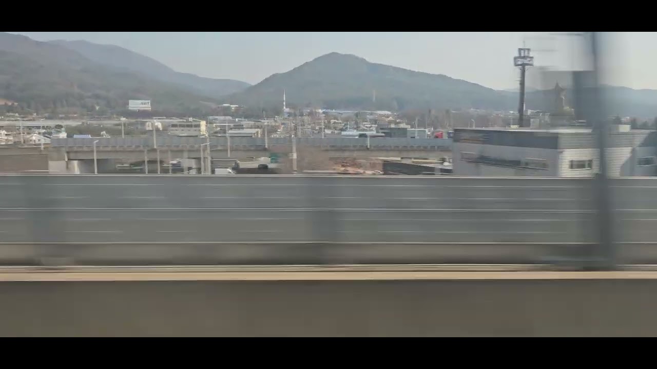 KTX 서울행 38열차 부산 경주 292km 고속주행
