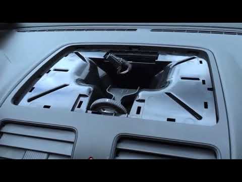 Как снять штатную магнитолу Jetta 5
