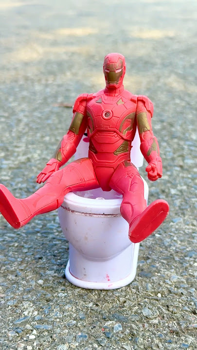 Wonder Woman chooses toys for her son - Marvel Toys #avengers #shortvideo #spiderman #marvel