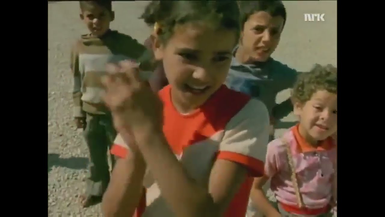 حياة الفلاحين داخل القرى الإشتراكية