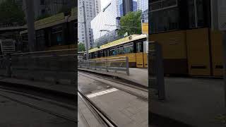 Citadis vertrekt en Oude Tram komt met tingels langs Weena!