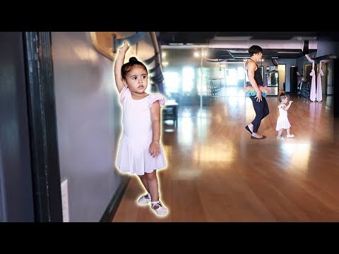ELLE'S BALLET CLASS!!! (SHE'S GROWING UP SO FAST)