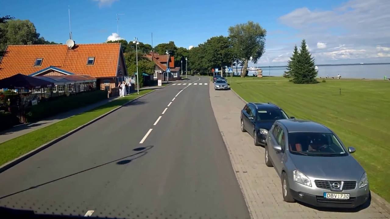 Litauen Fahrt durch Juodkrante auf der Kurischen Nehrung