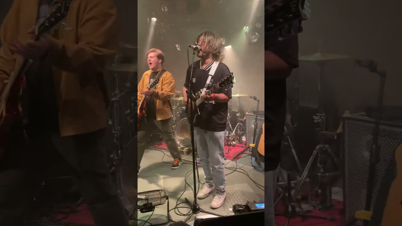 Watch Two Trains Left - Goodbye @Moissy, les 18 Marches; 19.09.25 on YouTube Watch Two Trains Left - Goodbye @Moissy, les 18 Marches; 19.09.25 on YouTube