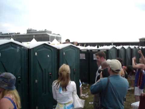 Preakness Toilet Run Swan Dive