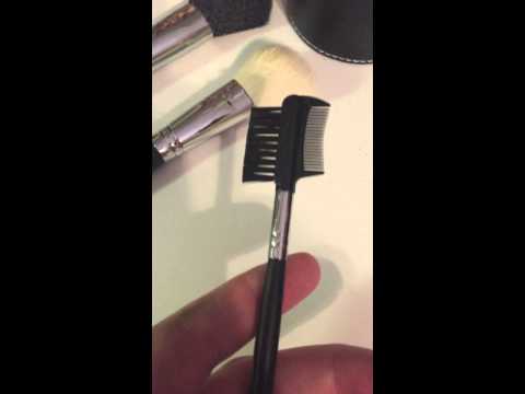 Wideo: Beau Gâchis Paris Eye Shadow Brush Review