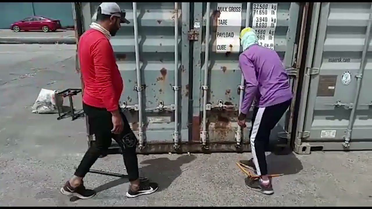 فتح حاوية سيارات وارد امريكي في ميناء ام قصر دوج جارجر هونداي النترا 2022