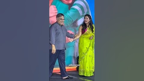 💥😱ALLUARAVIND BLASTING💥😱 DANCE! VIJAY, TRISHA & ALLU ARJUN REACT#Shorts  #vijay #trisha #alluarjun