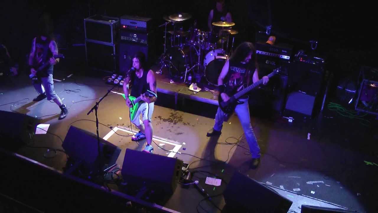 Bull Riff Stampede perform 'Ten' @ Headbangers Balls, Rescue Rooms, 19/07/2013