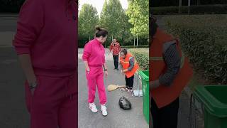 The Working Poor Are Often Misunderstood. Resimi