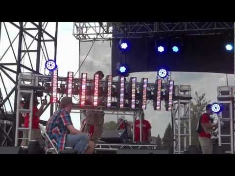 DJ Battle at Summerbash Round 1
