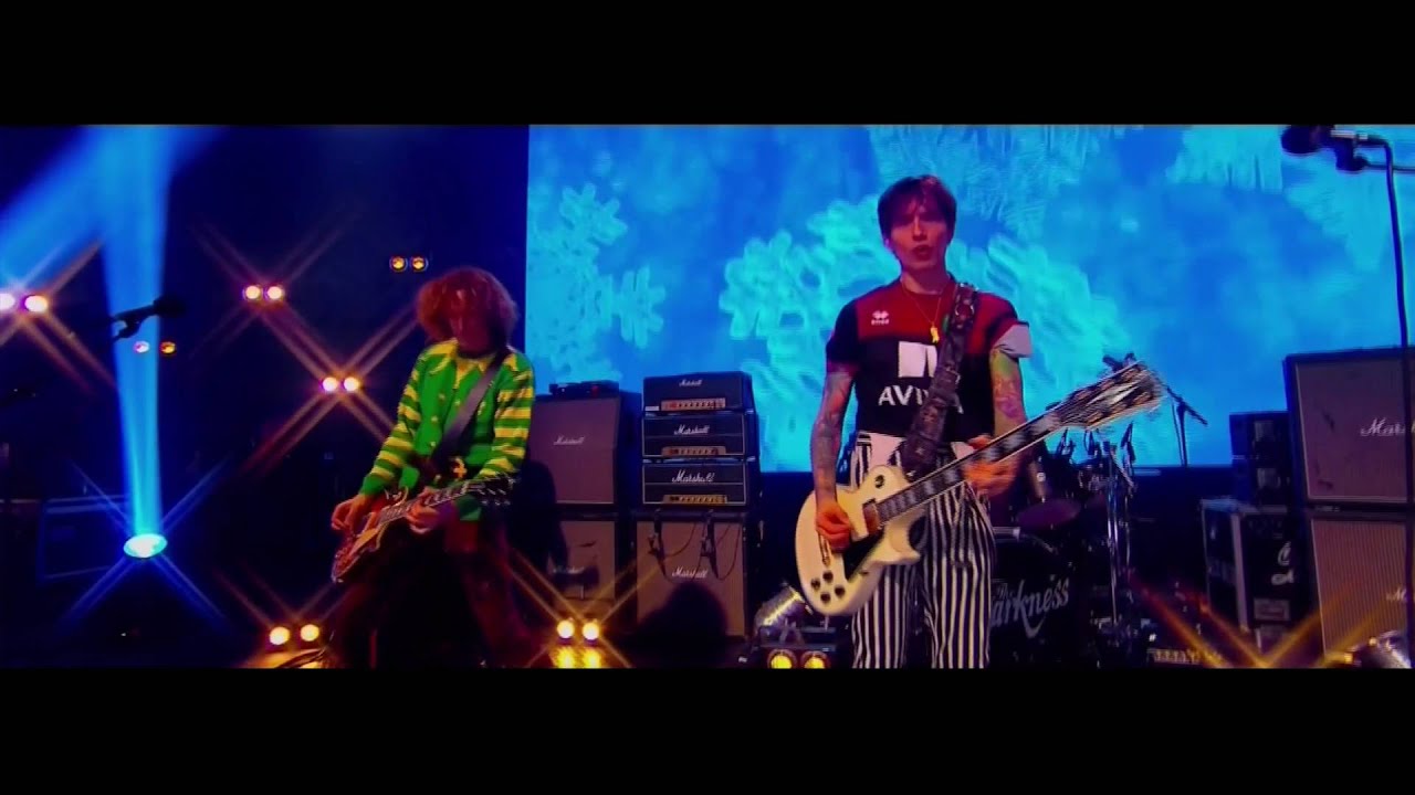 The Darkness - Christmas Time (Don't Let the Bells End) Live [HD]