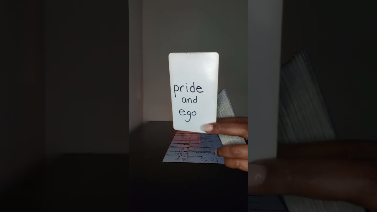 Они шутят о его новых намерениях относительно тебя, но его пробуждение глубже, чем думают его дру...