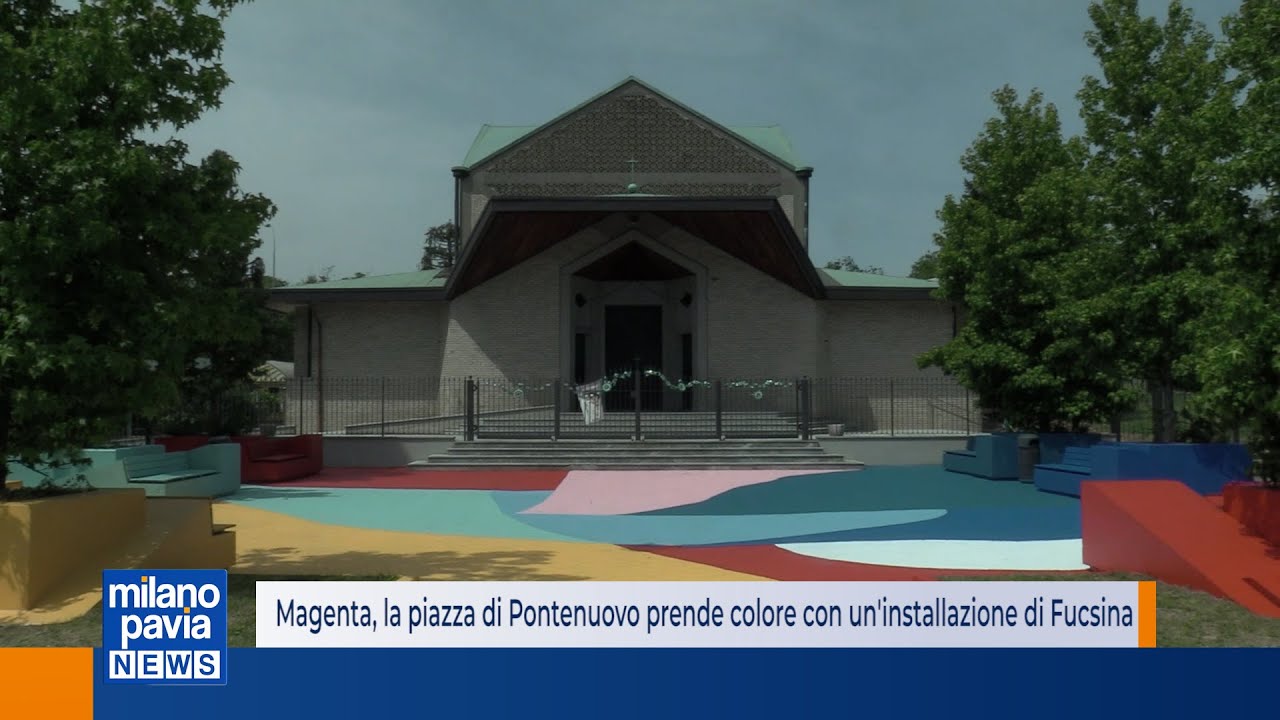 Magenta, la piazza di Pontenuovo prende colore con l'ultima installazione di Fucsina