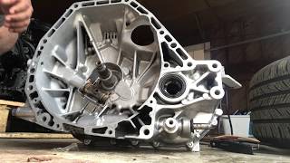 putting the TRANSMISSION on my B SERIES motor | EF CIVIC BUILD