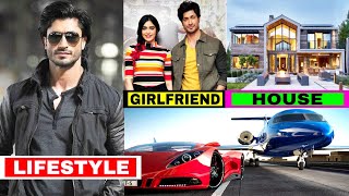Vidyut Jamwal Lifestyle 2021 | Girlfriend, Income, House, Cars, Family, Salary \& Net Worth