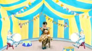 Miniatura de vídeo de "Yura Yunita - Balada Sirkus (Official Music Video)"
