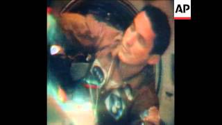 SYND19-11-73 SKYLAB ASTRONAUTS CRAWL THOUGH AIR LOCK