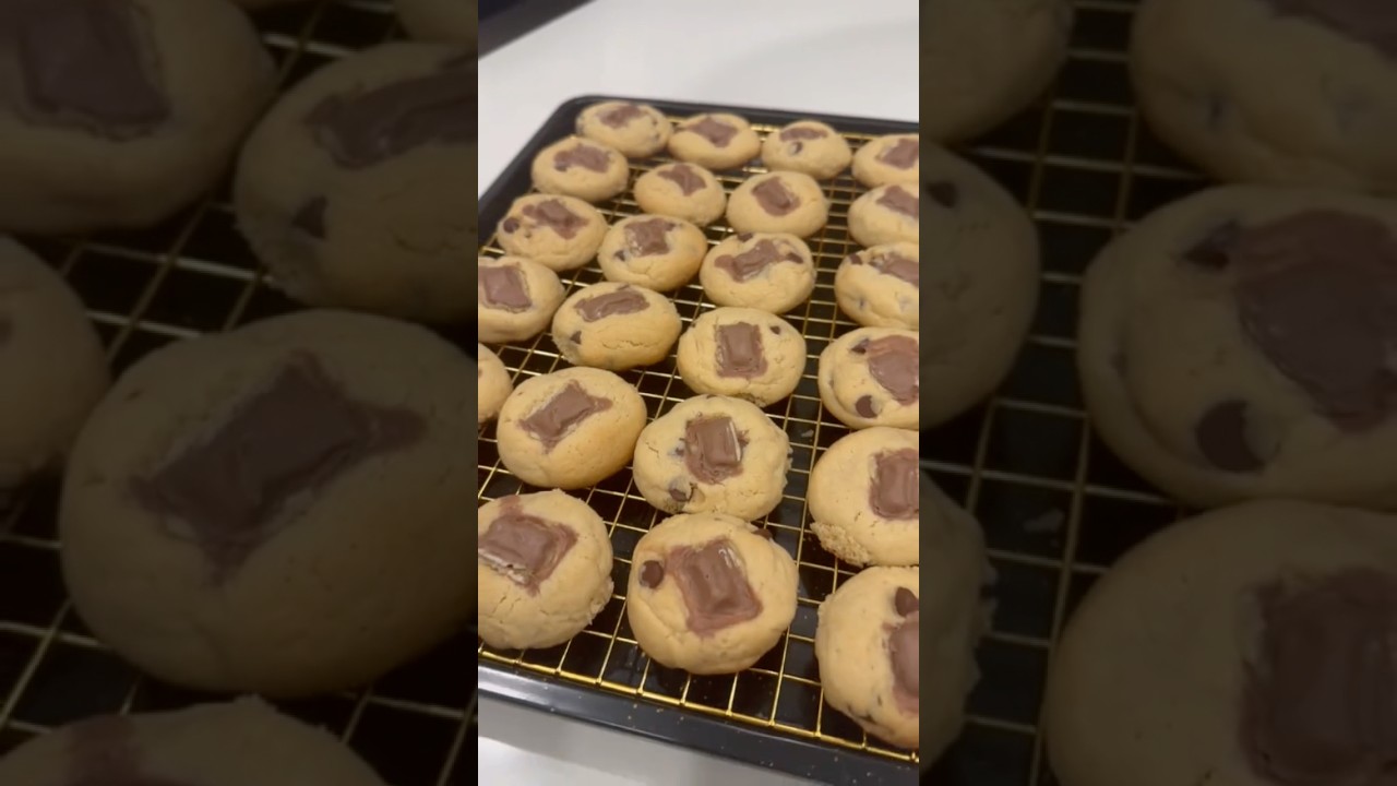 The BEST Kinder Chocolate Chip Cookies 🍪😍 | Gooey, Chocolatey, and Easy Recipe!