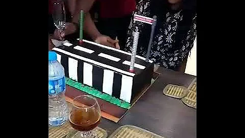 WATCH TIWA SAVAGE, WIZKID SUPRISE BIRTHDAY PARTY