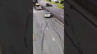 Mercedes G Poli̇s Kovalamasi Sonrasi Karşi Şeri̇de Geçi̇yor