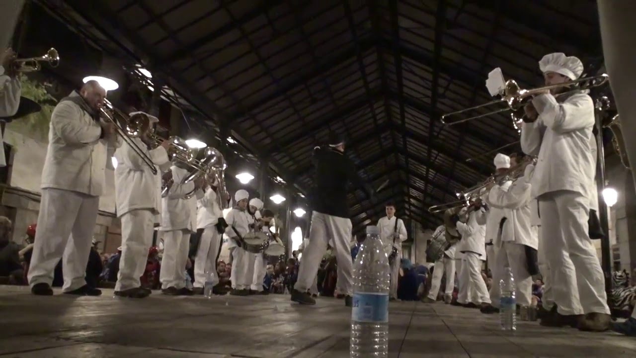 Sukalde txaranga: Mugi-mugi / Baila negra 2016