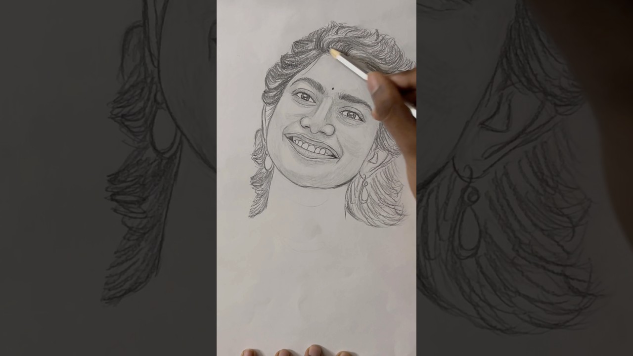 Sai Pallavi as Indhu Rebecca Varghese drawing ❤️ 