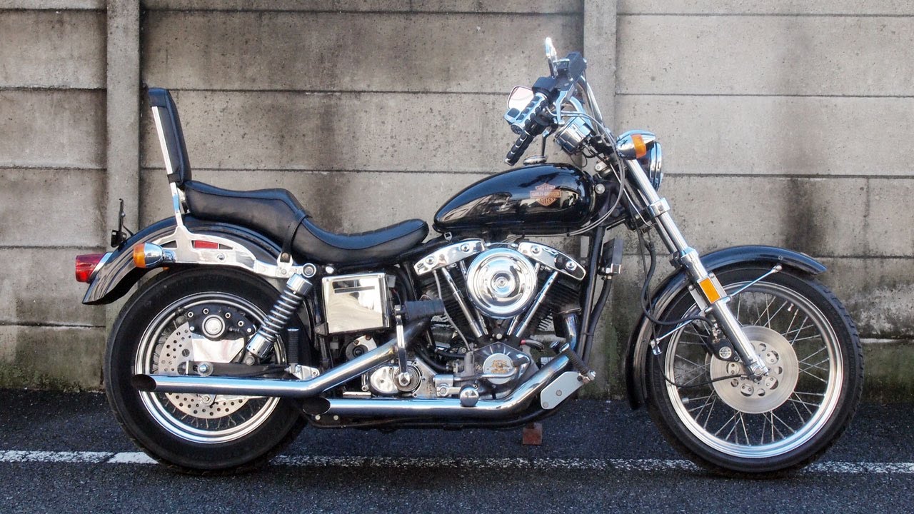 1982 FXE SHOVELHEAD - Grannys Garage