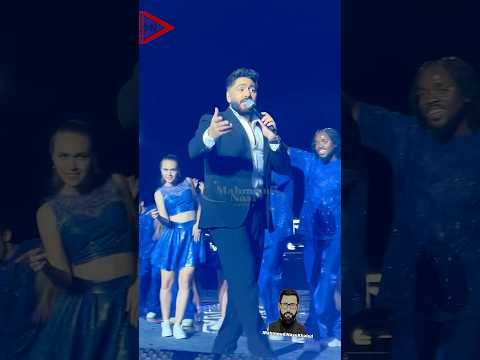 تامر حسني يتالق في غناء ضحكتها مبتهزرش 